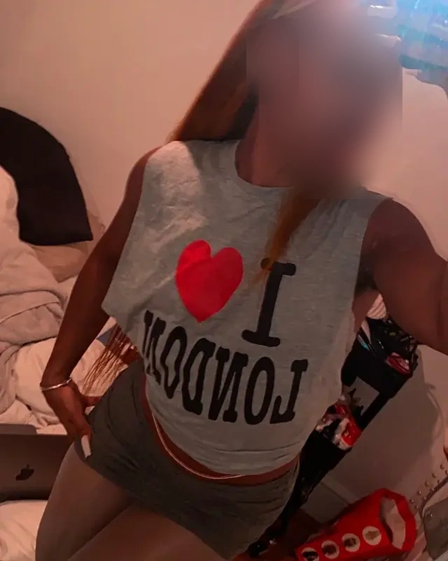 Mélanie - Image 1