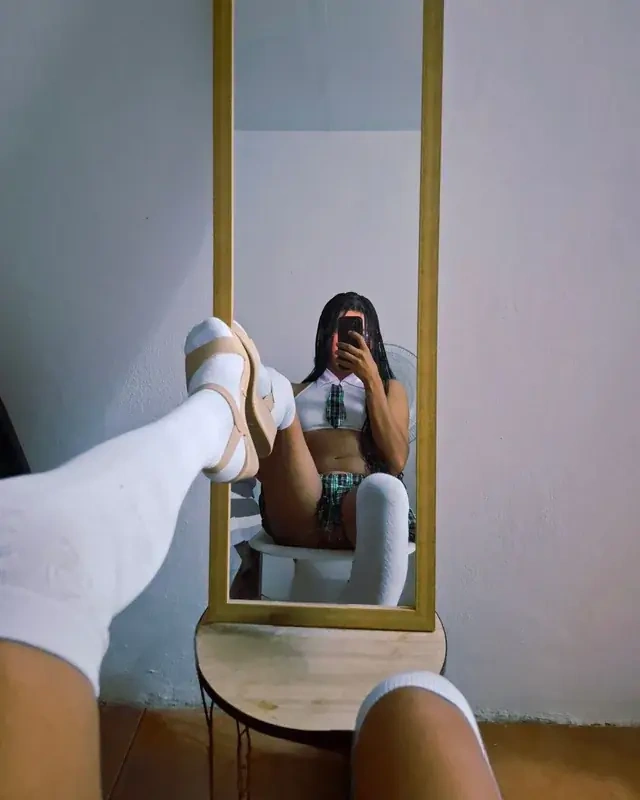 Nadia - Image 2